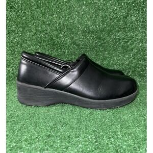 TREDSAFE Non Slip Work Casual‎ Shoes Black Leather Womens Size 9 Slip Resistant